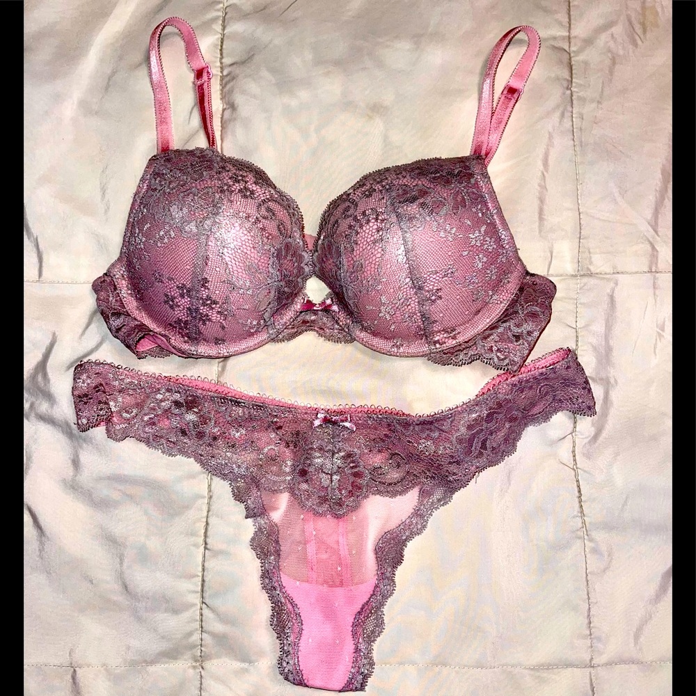 Victoria’s Secret’s Dream Angels Push Up with matching Thong